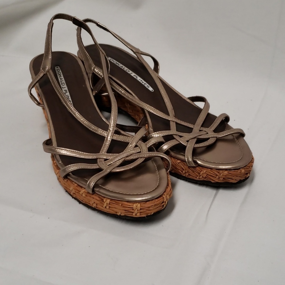 Donald J Pliner strappy sandals